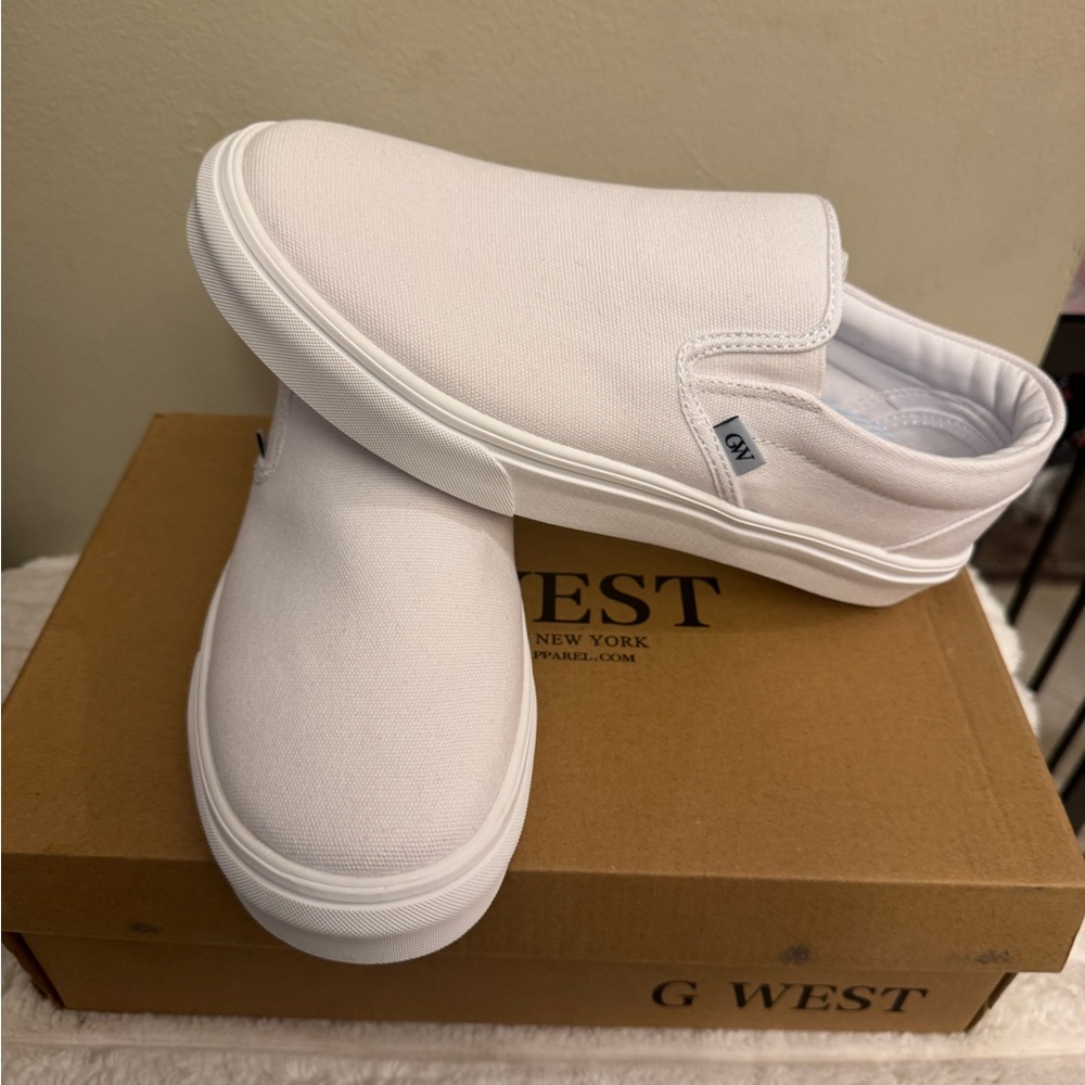 G West - Classic White Canvas Slip-Ons - Size 10.5 Men - Price Firm